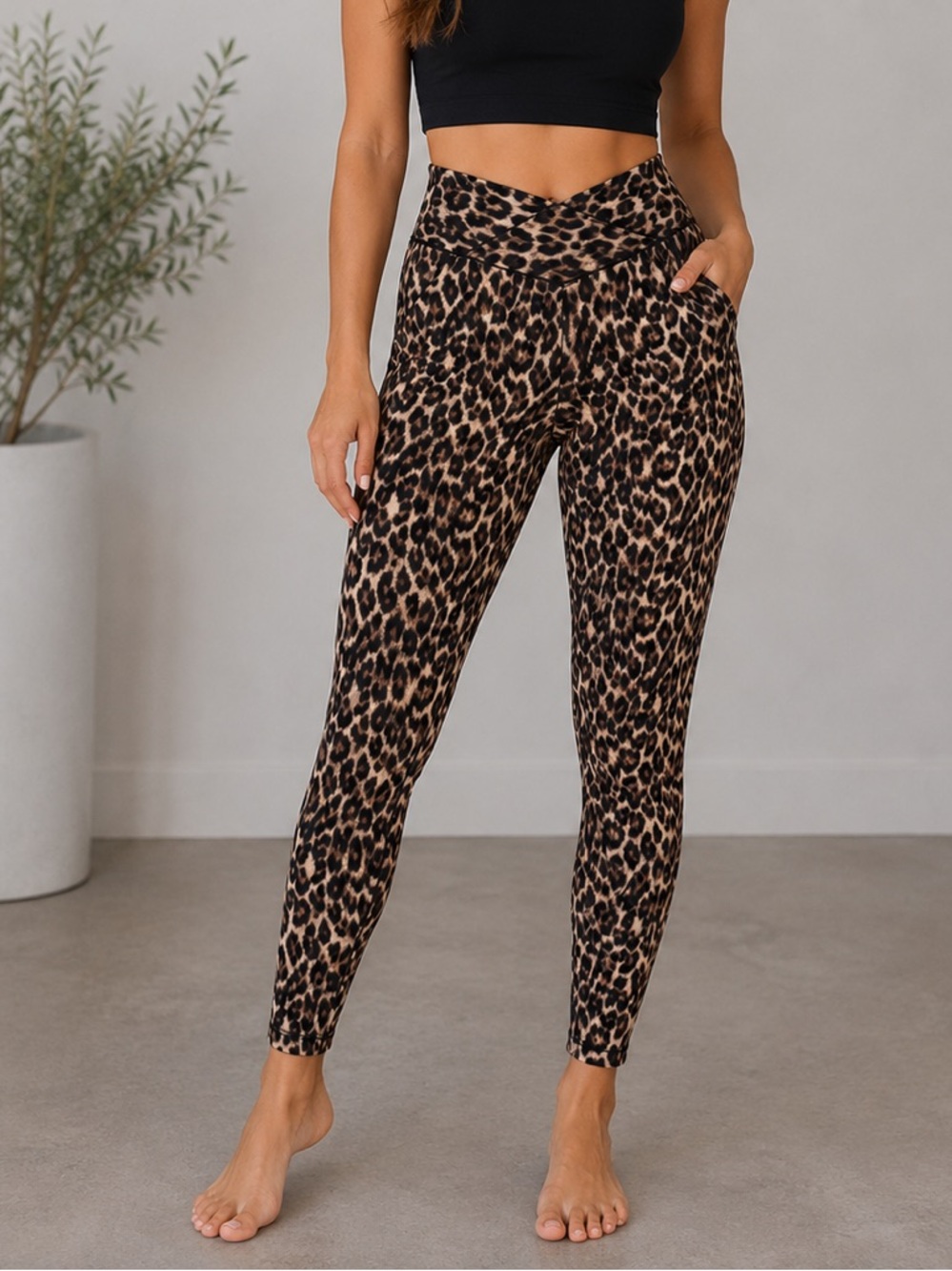 aerie Leopard Print Criss Cross Leggings - Black & Brown |M|